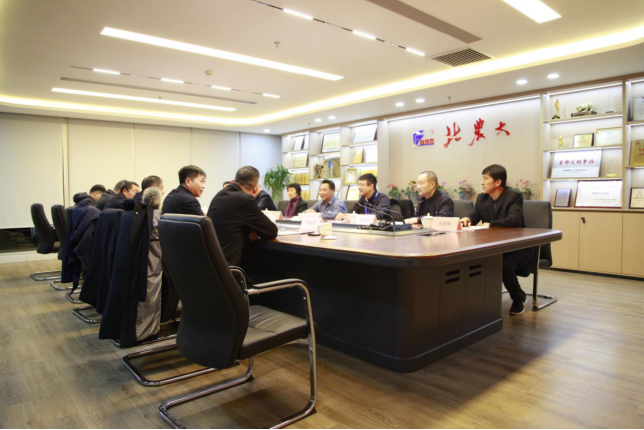 安陆市委书记李先乔一行莅临乐天使fun88交流指导